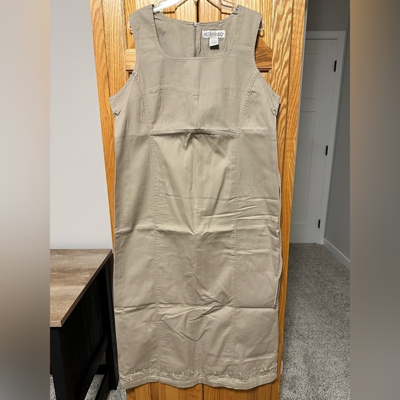 Motherhood Dresses & Skirts - Motherhood Tan Khaki Midi Dress S 100% cotton